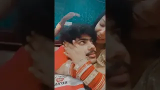 raushan rohi और kiran singh का बवाल वीडियो देखे कैसे kiss 😘 kar rahi hai
