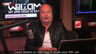 Cauet ramène un vélib dans le studio pour Will i am - C’Cauet sur NRJ