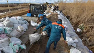 Уровень воды в реке Ишим постоянно растет. В Тюменской области готовятся к пику паводка