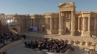 Russian orchestra plays concert in ruins of Palmyra