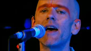 R.E.M. - Everybody Hurts (live)