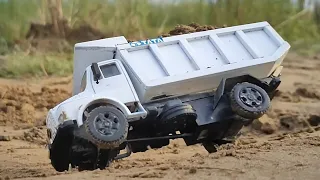 Diecast Tata Truck Accident | Rescued By Excavator | Heavy Vehicles | Centy Toys | Auto Legends