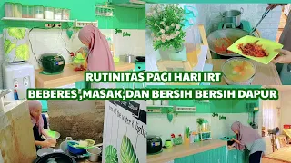 RUTINITAS SEHARI-HARI IBU RUMAH TANGGA II BIKIN SARAPAN, BEBERES,MASAK DAN BERSIH BERSIH DAPUR LAGI