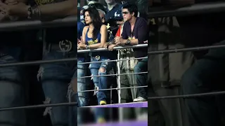 Priyanka Chopra jangali bili With Shah Rukh Khan fabulous jodi #shorts #thedaily