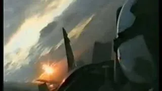 FA-18 smokin carrier break, HUD and over the shoulder video