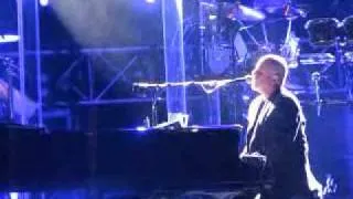 Billy Joel - She's Always a Woman LIVE IN HONG KONG