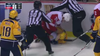 Dylan Larkin's 1st Career Fight vs Yannick Weber  - 21/10/2016 (Predators vs Red Wings)