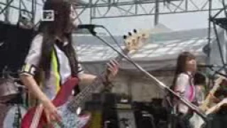 Japanese Girls Band SCANDAL Love Survive LIVE