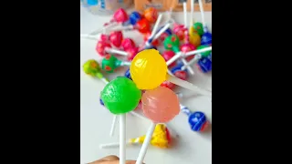 Fruit flavored lollipops are here, I have eaten them when I was a child, sweet and sour