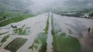 Augustwetter spielt verrückt: Hochwasser und Murenabgang in Österreich