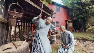 Villain whipped Little monk, but was beaten up hard in the next second!🗡41