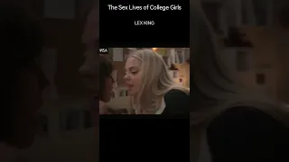 Kiss Scene | The Sex Lives of College Girls: S2 (LEX King ) #kiss #lesbian #love
