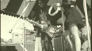 Bo Diddley on stage sept 1968