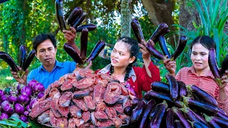 Cooking Traditional Phar-Ork Trey Pra From My Grand Father in Village - Delicious Caramelized Food