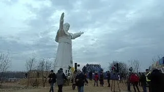 Pope John Paul II statue unveiled