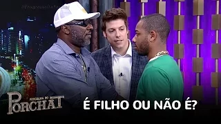 Vendado, Mr. Catra tenta reconhecer os filhos