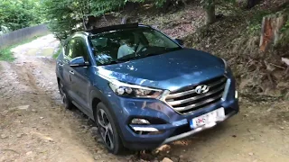 2015 Hyundai Tucson effortless off-road climbing