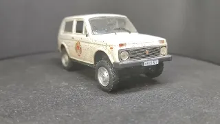 Łada Niva 4x4 model 1:43