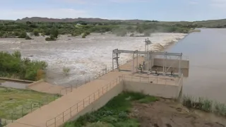 Neus Weir on  the Orange river during a flood.