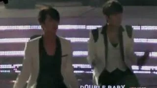 [Fancam 15] SS501 Hyung Jun & Kyu Jong - Watching "Love Ya" Performance @ Music Bank [10.06.04]