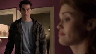 Teen Wolf S3 Ep3 - Stiles helps Lydia get into her room