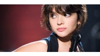 Norah Jones Live Walmart Soundcheck ( Full Show & Interview 2009 )