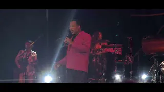 George Benson turn your love around  (live  juillet 2022)