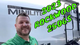 NEW 2023 FOREST RIVER ROCKWOOD MINI LITE 2506S TRAVEL TRAILER Dodd RV Solar Walkthrough Show Tour