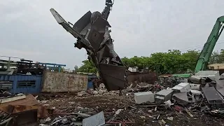 HUGE air conditioner to recycle