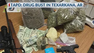 Texarkana police arrest, charge man with drugs, gun possession