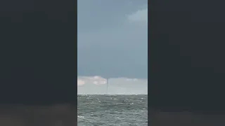 Early day waterspout impacting the southern lake shore of Lake Erie! #waterspout #lakeerie #weather