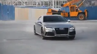 Ауди рс7 audi rs7  боком дрифт...