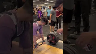 260KG DEADLIFT REACTION 😳 AT PUBLIC GYM☠️