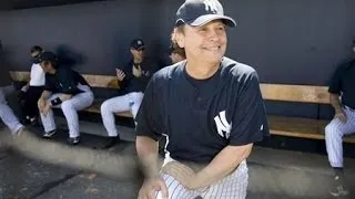 Billy Crystal impersonates New York Yankees legend Phil Rizzuto