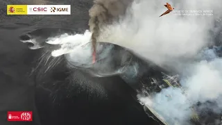 27/11/21 Vuelo sobre todos los centros de emisión del cono principal Erupción La Palma IGME