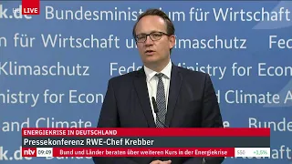 LIVE: Bundeswirtschaftsminister Robert Habeck äußert sich zu Energieversorgung und Klimaschutz