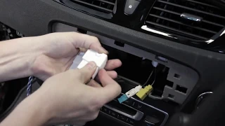 AutoDAB: Renault Scenic 7711599372 Installation Guide