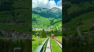 İsviçrede Muhteşem Bir Köy ve Dağları