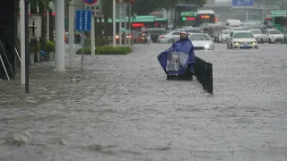 Several killed in China as heavy rainfall floods city and subway • FRANCE 24 English