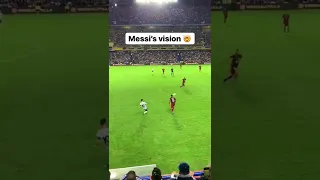 Messi has insane vision and passing accuracy 🎯😨 #football #shorts