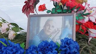 Могила Бори Моисеева преобразилась ко дню памяти маэстро Порядок 👍 Троекуровское кладбище 3.03.2023