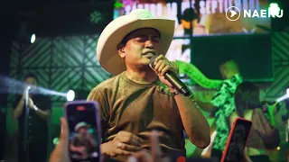 Aquí Abajo - Jhon Onofre (En Vivo)