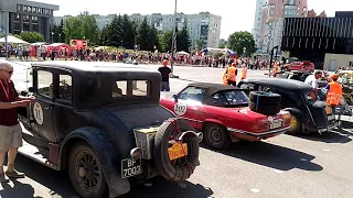 Ралли Пекин - Париж 2019. В Новокузнецк начинаю прибывать автомобили