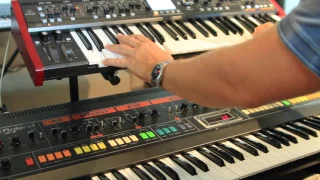 Behringer Deepmind 12 vs Roland Jupiter 8