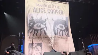 Alice Cooper - Lock Me Up - Live in Dallas