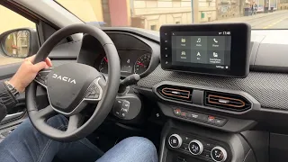 NOVÁ DACIA SANDERO Stepway 2023 - JÍZDA ve městě (detaily interiéru, střešní okno) TCe 90 HP