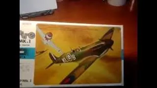 Hasegawa Spitfire Mk.1 Inbox Review in Latvian