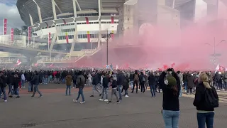 Duizenden supporters zijn blij met de 35e landstitel van Ajax