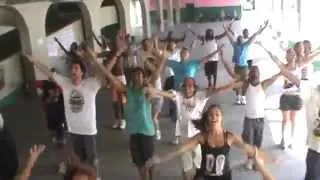 TAP Portugal Linhas Aéreas  - Ensaio do Flash Mob no Aeroporto do Galeão Rio de Janeiro