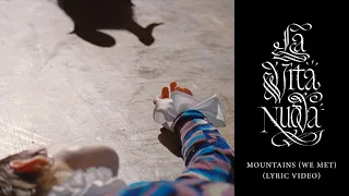 Christine and the Queens - Mountains (we met) (Lyric Video)